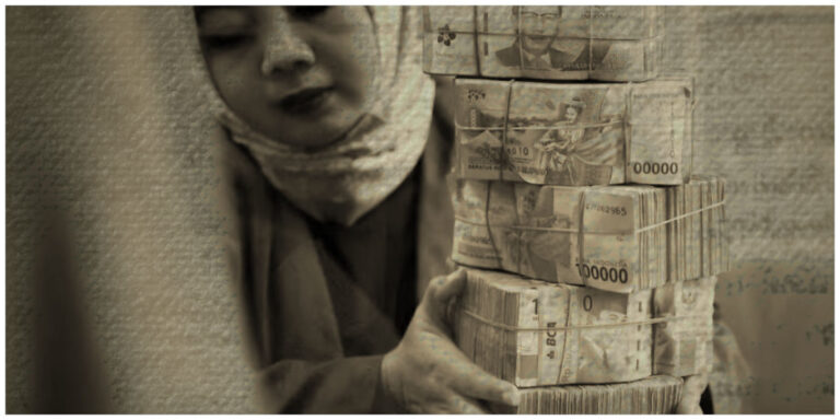 Post-dollar settlements in Asia reflected in rupiah bank notes prepared at a money changer in Jakarta